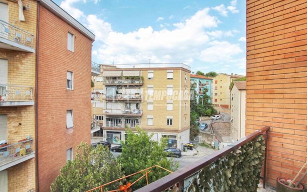 appartamento in vendita ad Ancona in zona Centro Storico