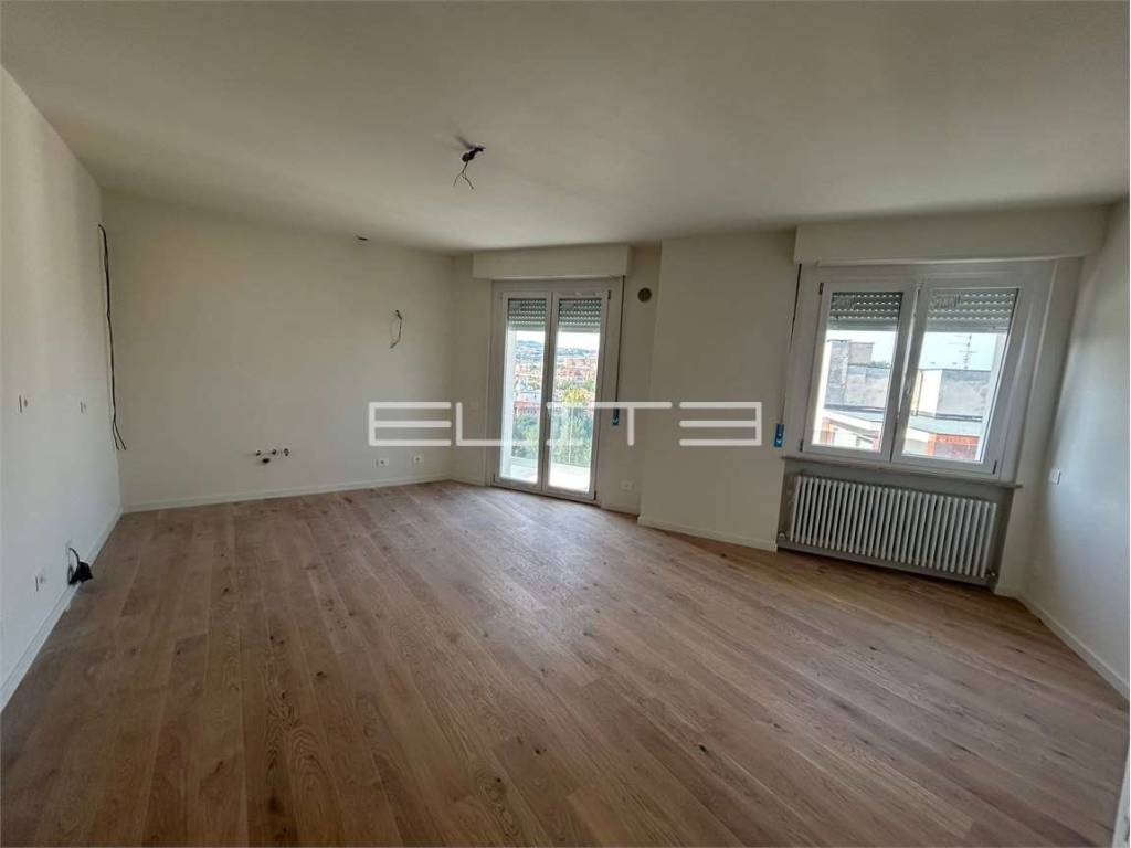 appartamento in vendita ad Ancona in zona Piano San Lazzaro