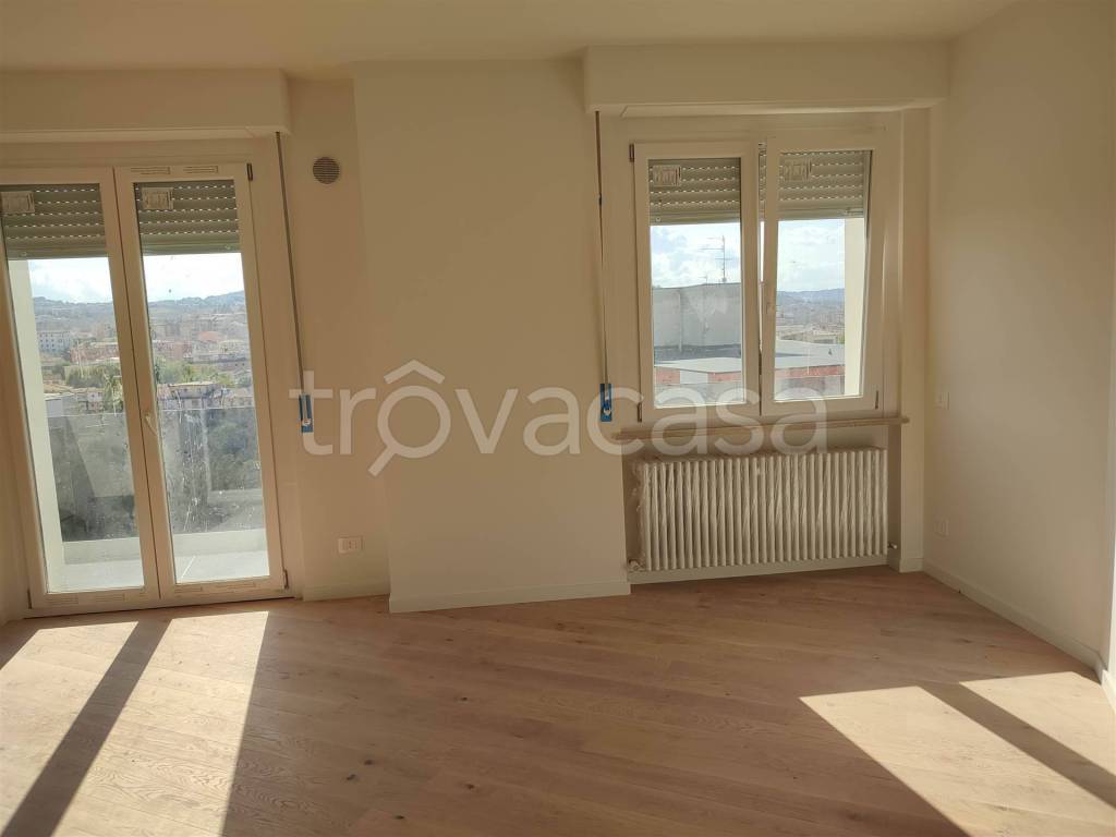 appartamento in vendita ad Ancona in zona Vallemiano