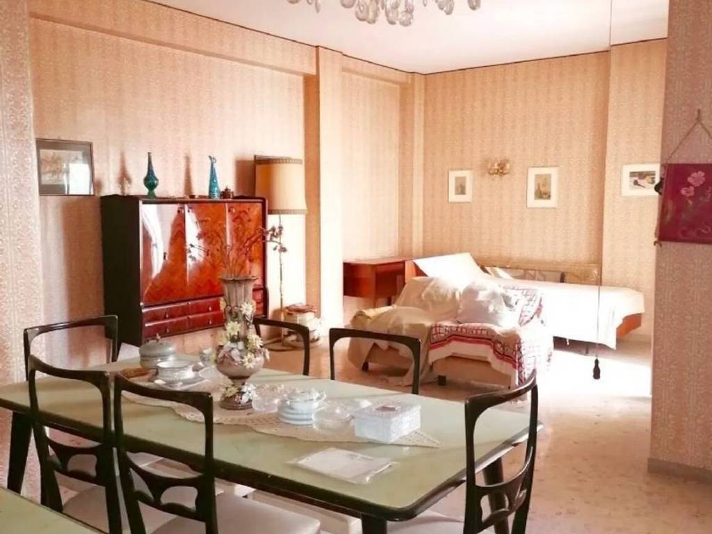 appartamento in vendita ad Ancona in zona Borgo Rodi