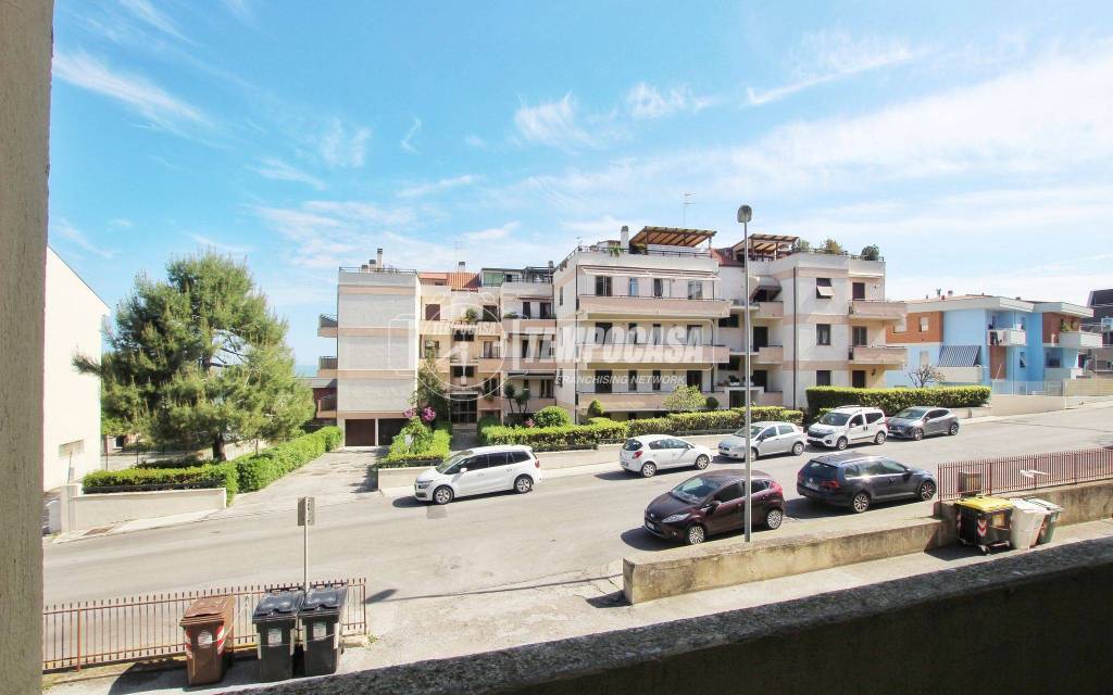 appartamento in vendita ad Ancona in zona Torrette