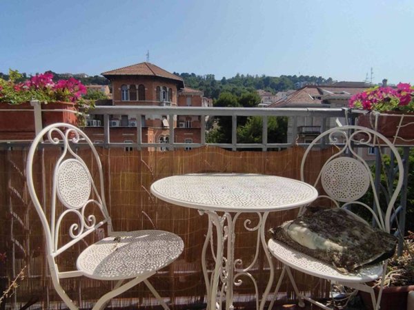 appartamento in vendita ad Ancona in zona Adriatico