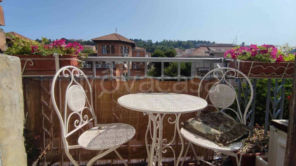 appartamento in vendita ad Ancona in zona Adriatico