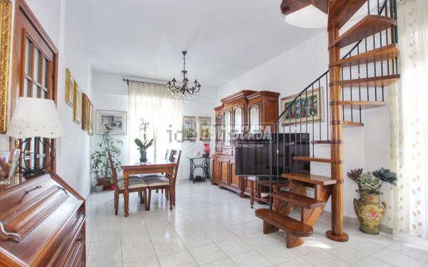 appartamento in vendita ad Ancona in zona Posatora