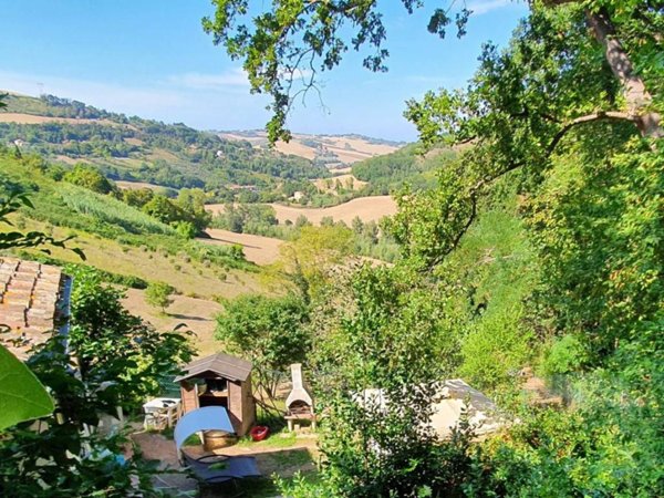 casa indipendente in vendita ad Ancona in zona Aspio di Ancona