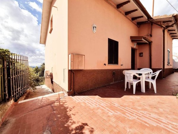 appartamento in vendita ad Ancona in zona Poggio d'Ancona