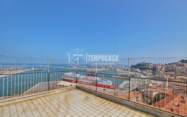 appartamento in vendita ad Ancona in zona Passetto