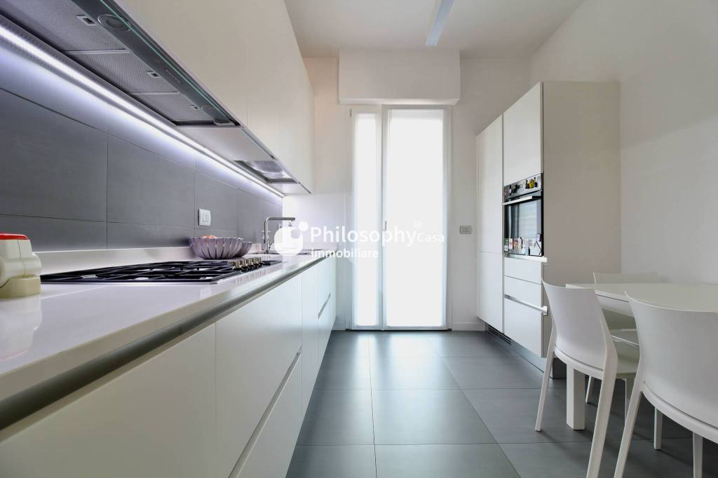 appartamento in vendita ad Ancona in zona Posatora