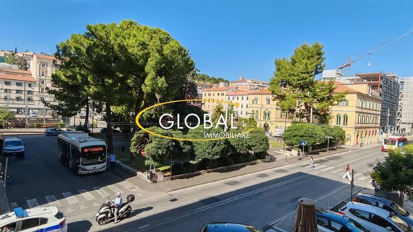 appartamento in vendita ad Ancona in zona Centro Storico