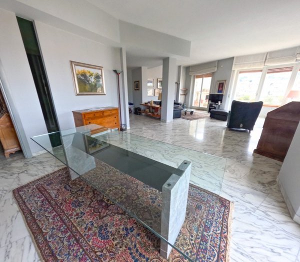 appartamento in vendita ad Ancona in zona Adriatico