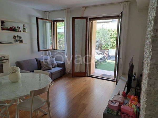appartamento in vendita ad Ancona in zona Piano San Lazzaro