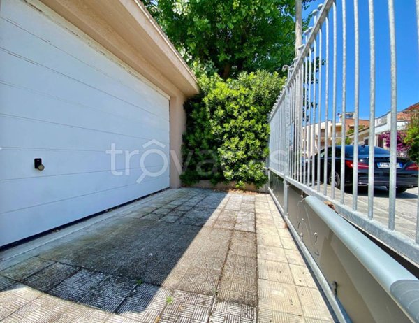 appartamento in vendita ad Ancona in zona Torrette