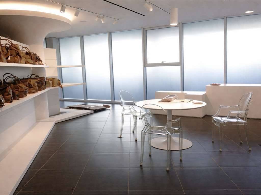 ufficio in vendita ad Ancona in zona Candia