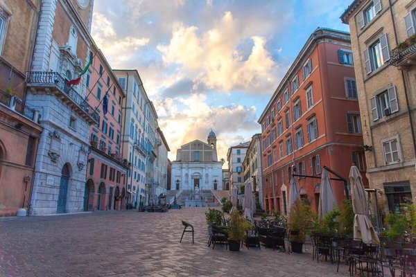 appartamento in vendita ad Ancona in zona Centro Storico