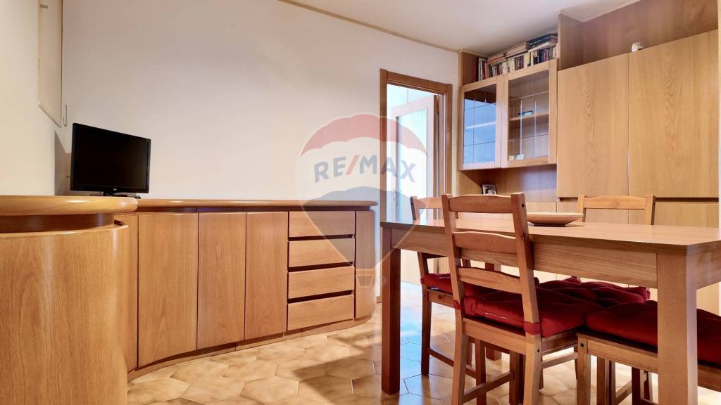 appartamento in vendita ad Ancona in zona Posatora