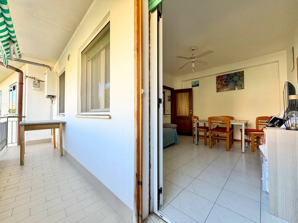 appartamento in vendita ad Ancona in zona Collemarino