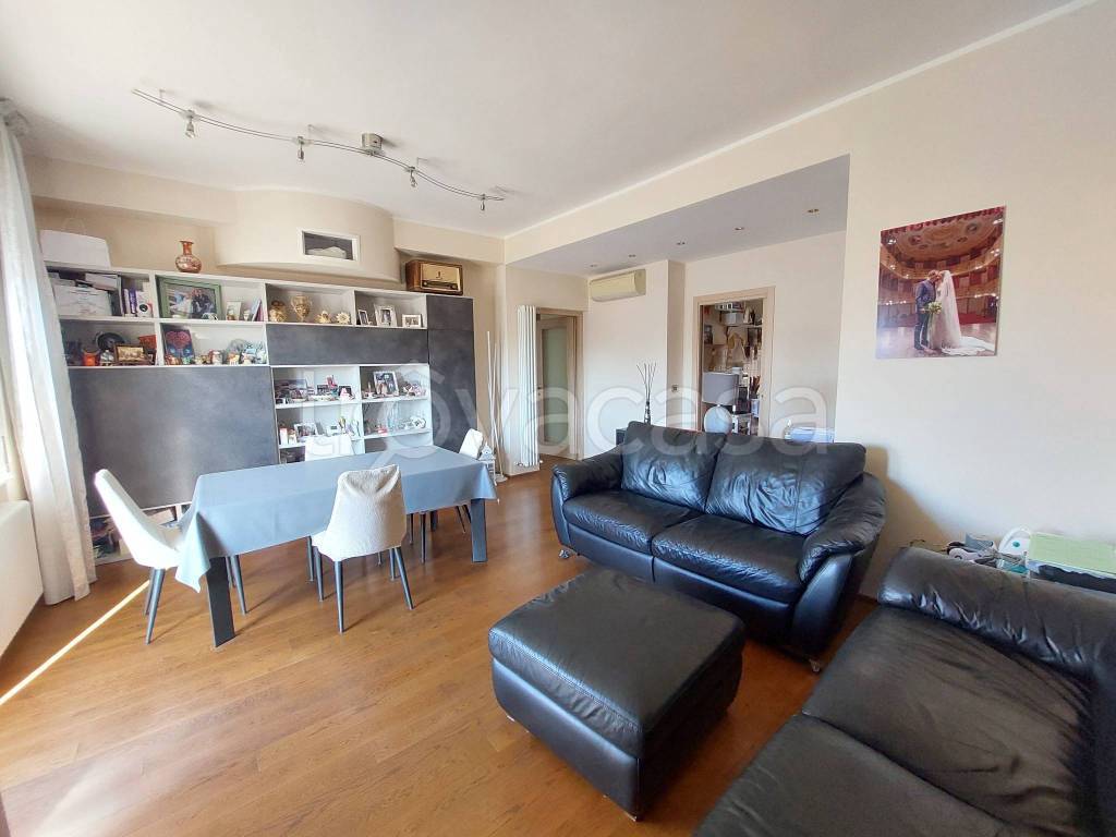 appartamento in vendita ad Ancona in zona Piano San Lazzaro