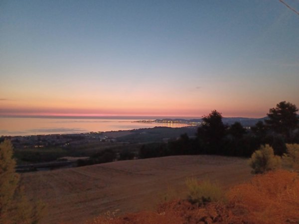 casa indipendente in vendita ad Ancona in zona Piano San Lazzaro