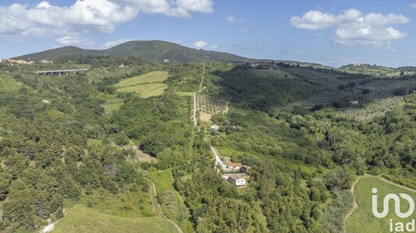 casa indipendente in vendita ad Ancona in zona Pietra La Croce