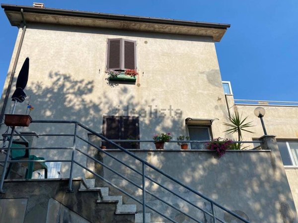 locale commerciale in vendita ad Ancona in zona Piano San Lazzaro