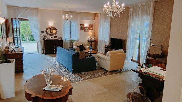 casa indipendente in vendita ad Ancona in zona Piano San Lazzaro