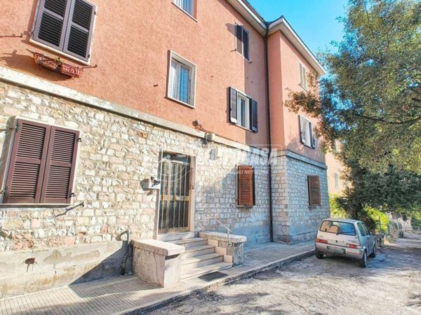 appartamento in vendita ad Ancona in zona Scrima