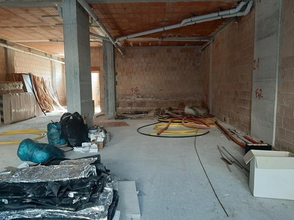 ufficio in vendita ad Ancona in zona Piano San Lazzaro