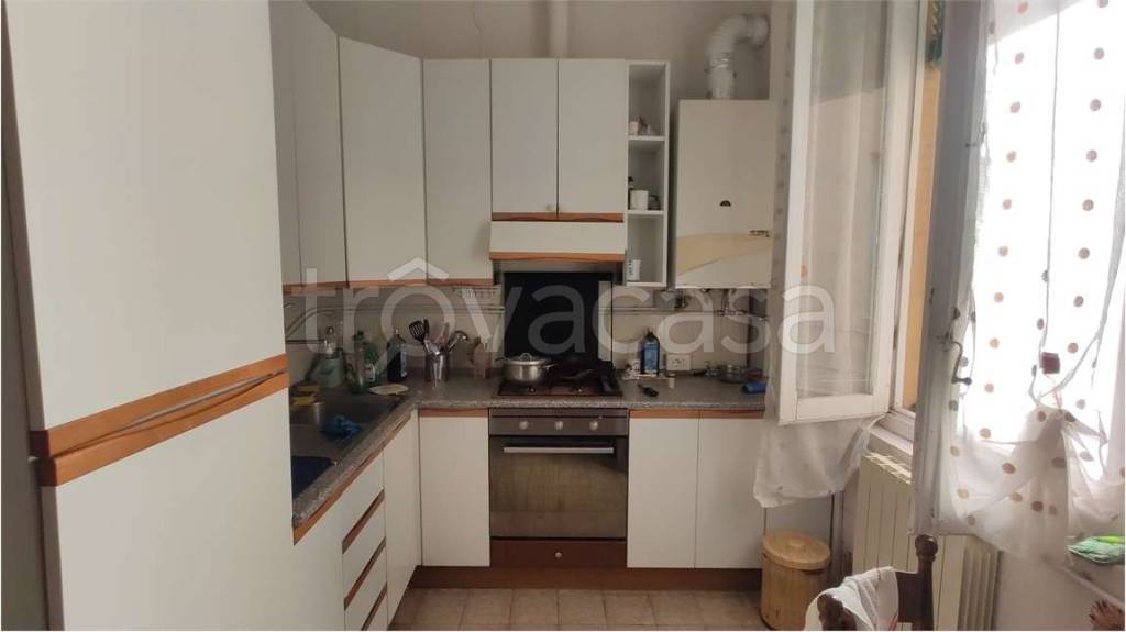 appartamento in vendita ad Ancona in zona Adriatico