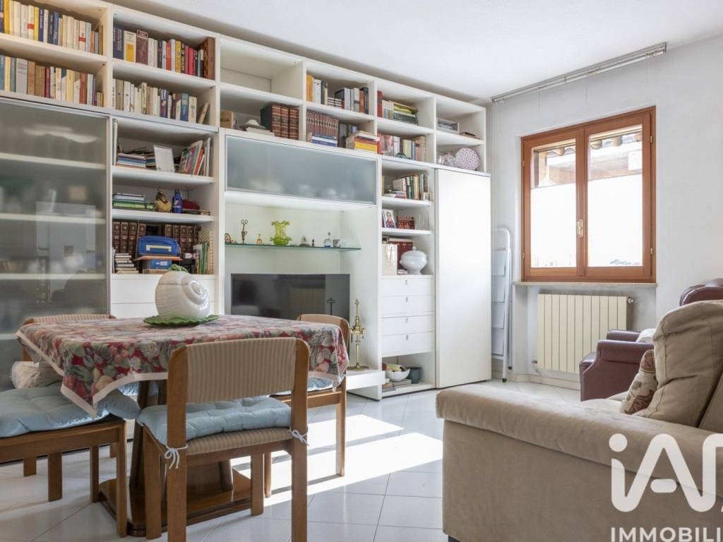 casa indipendente in vendita ad Ancona in zona Piano San Lazzaro