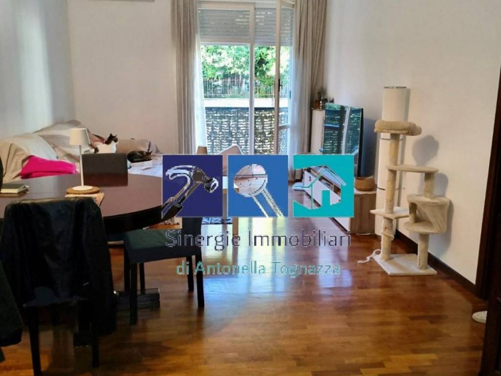 appartamento in vendita ad Ancona in zona Piano San Lazzaro
