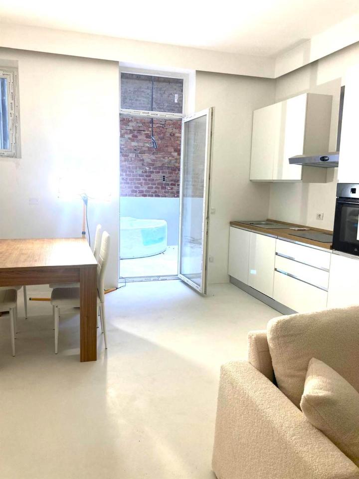 appartamento in vendita ad Ancona in zona Adriatico