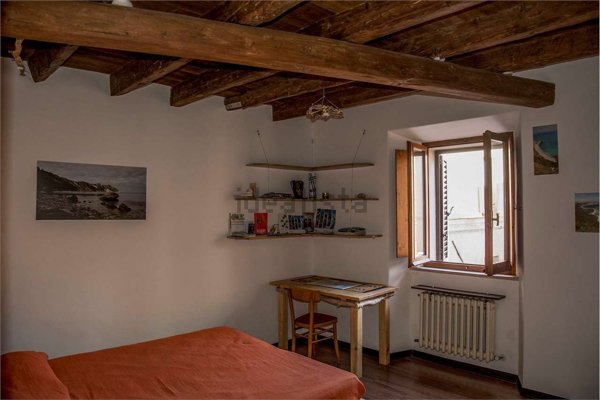 appartamento in vendita ad Ancona in zona Montesicuro