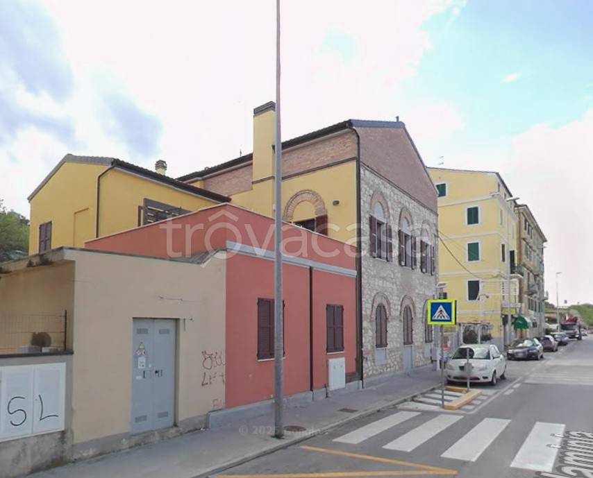 appartamento in vendita ad Ancona in zona Posatora