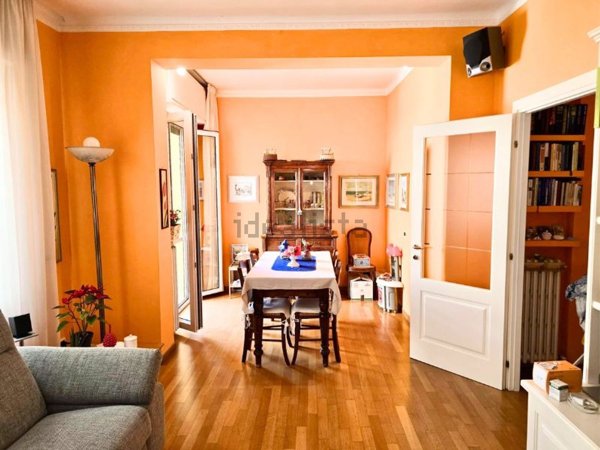 appartamento in vendita ad Ancona in zona Adriatico