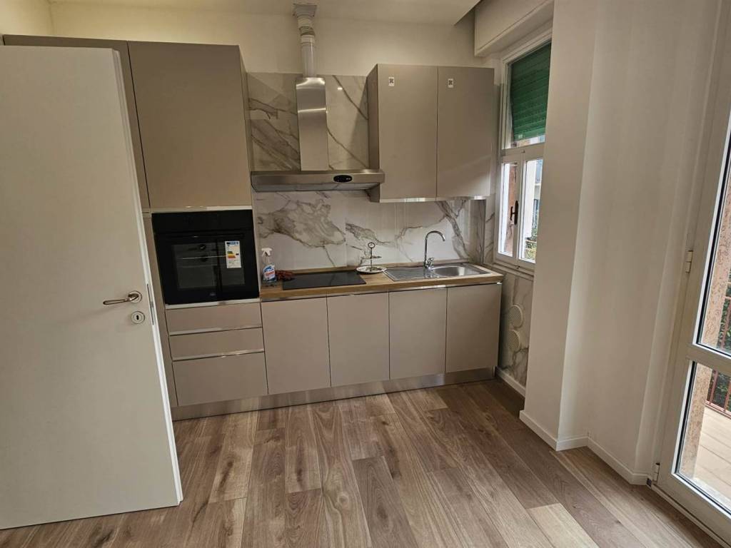 appartamento in vendita ad Ancona in zona Borgo Rodi