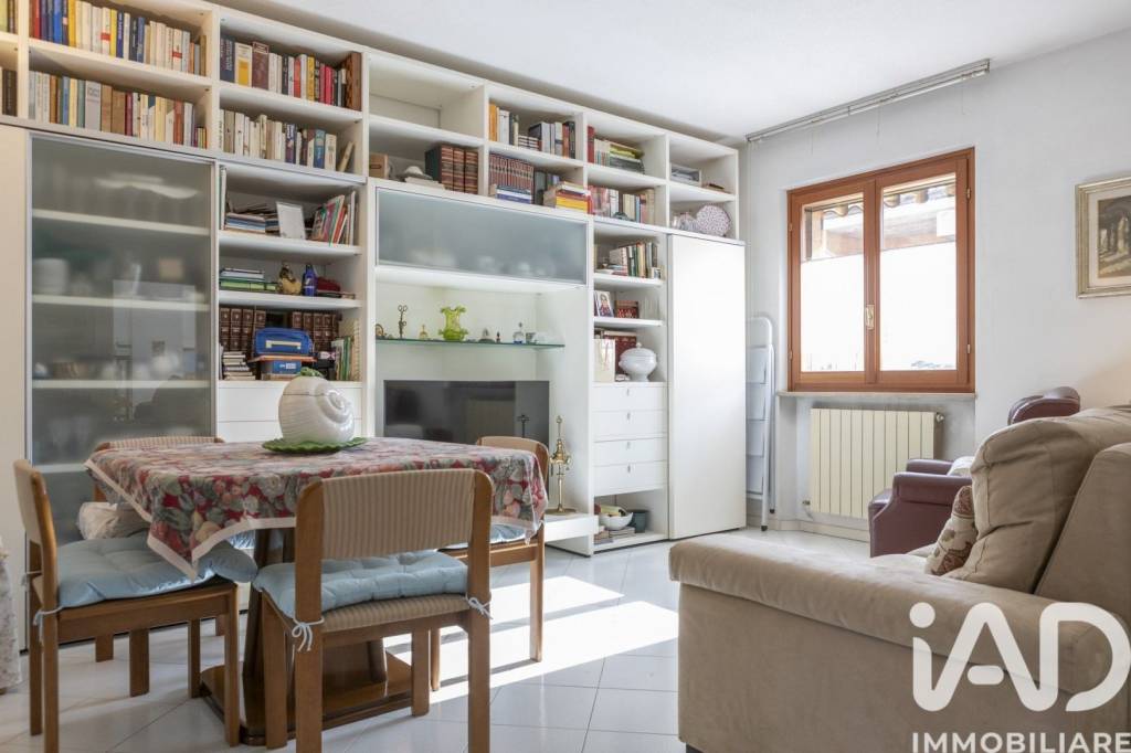 casa indipendente in vendita ad Ancona in zona Varano