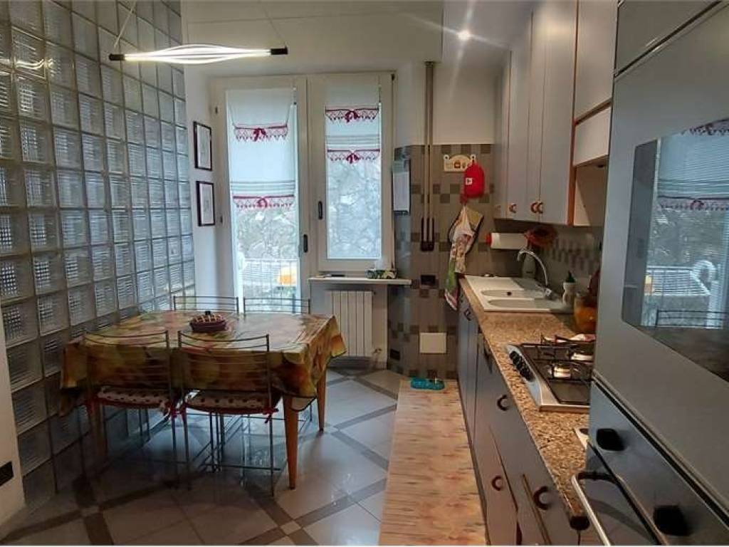 appartamento in vendita ad Ancona in zona Passetto