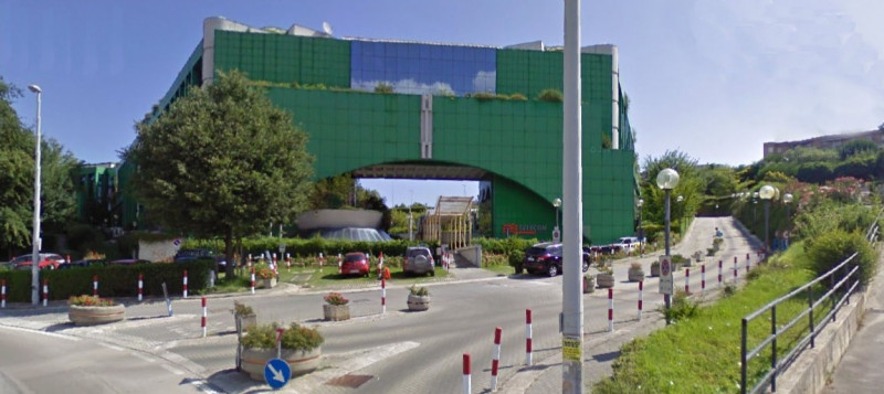 ufficio in vendita ad Ancona in zona Baraccola