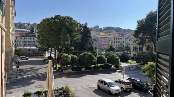 appartamento in vendita ad Ancona in zona Centro Storico