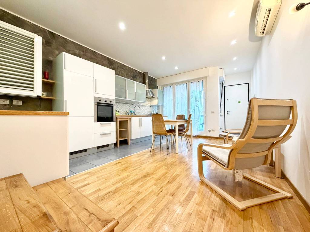 appartamento in vendita ad Ancona in zona Torrette