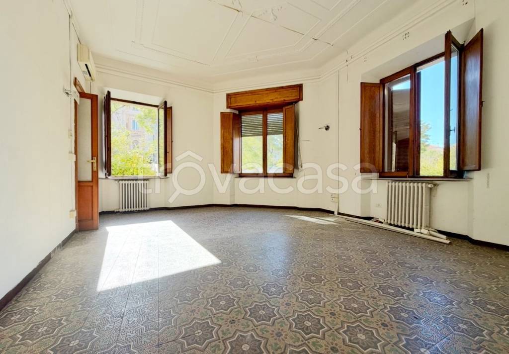 appartamento in vendita ad Ancona in zona Adriatico