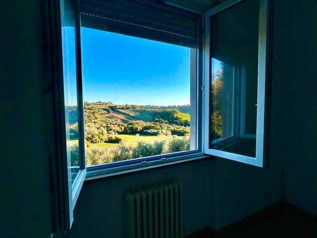 appartamento in vendita ad Ancona in zona Borgo Rodi