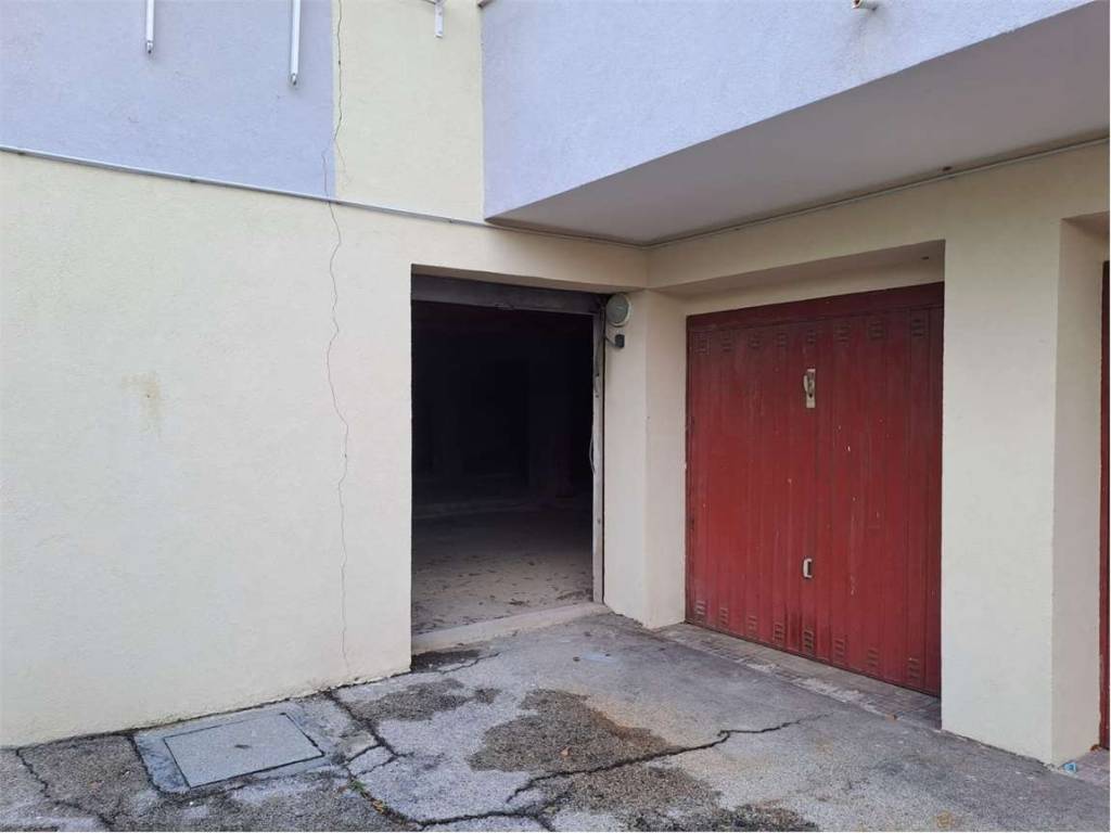 locale di sgombero in vendita ad Ancona in zona Posatora