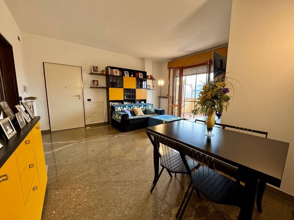 appartamento in vendita ad Ancona in zona Posatora