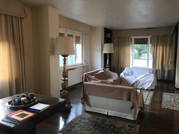 appartamento in vendita ad Ancona in zona Adriatico