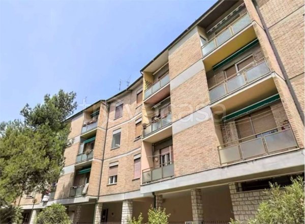 appartamento in vendita ad Ancona in zona Collemarino