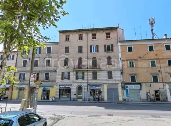 appartamento in vendita ad Ancona in zona Piano San Lazzaro