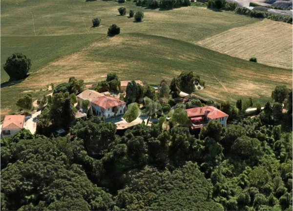 casa indipendente in vendita ad Ancona in zona Montesicuro