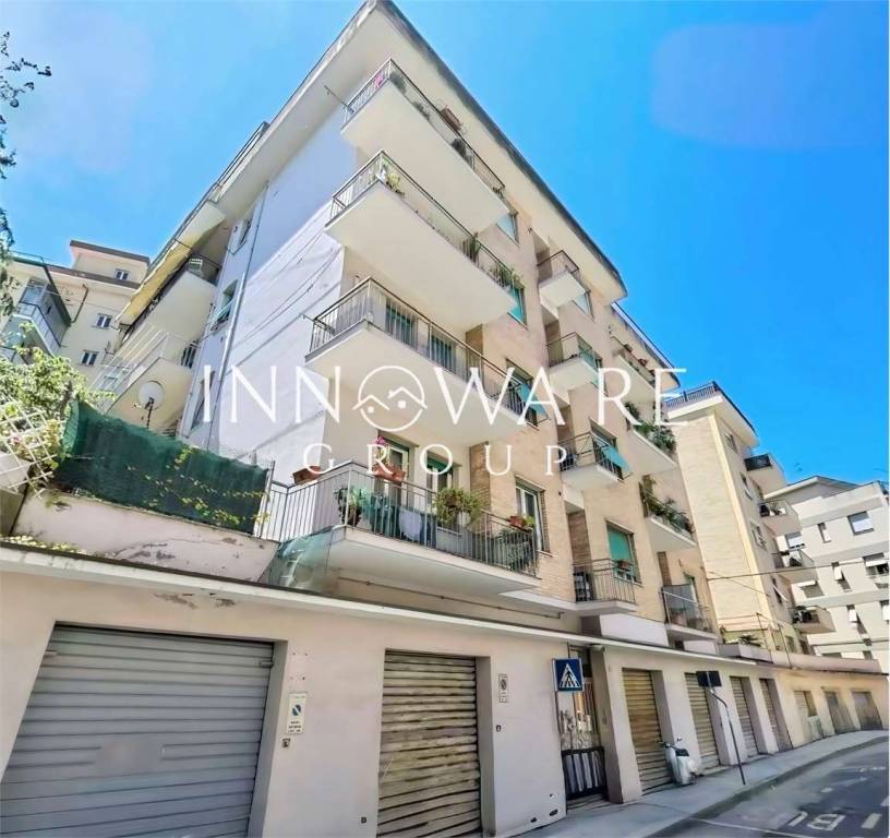 appartamento in vendita ad Ancona in zona Piano San Lazzaro