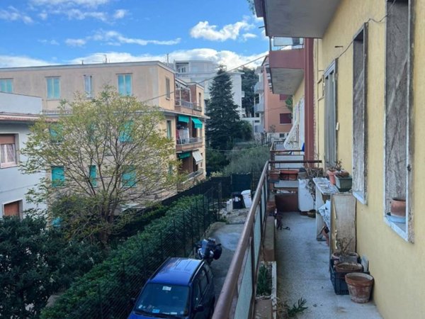 appartamento in vendita ad Ancona in zona Adriatico